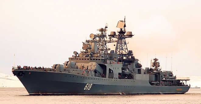 БПК "Североморск" тренируется в Бискайском заливе