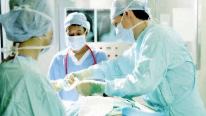 В Мурманске кардиологи провели уникальную операцию на сердце
