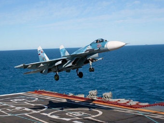 На Северном флоте - лётные учения