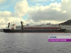 Новости  - В воды Кольского залива произошел выброс около полутонны топлива