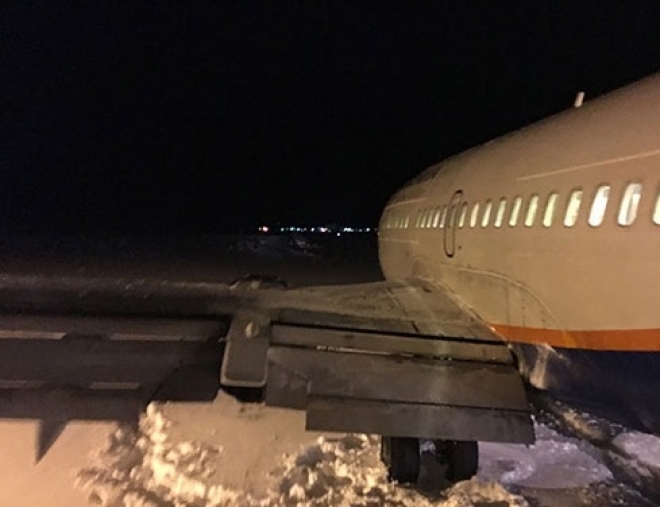 В Мурманске расследуют уголовное дело по факту выката Boeing 737 за пределы полосы