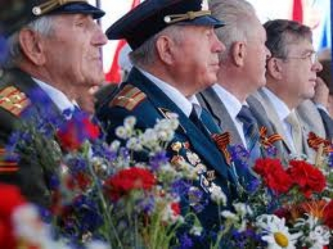 6 тысяч мурманских ветеранов получат деньги ко Дню Победы